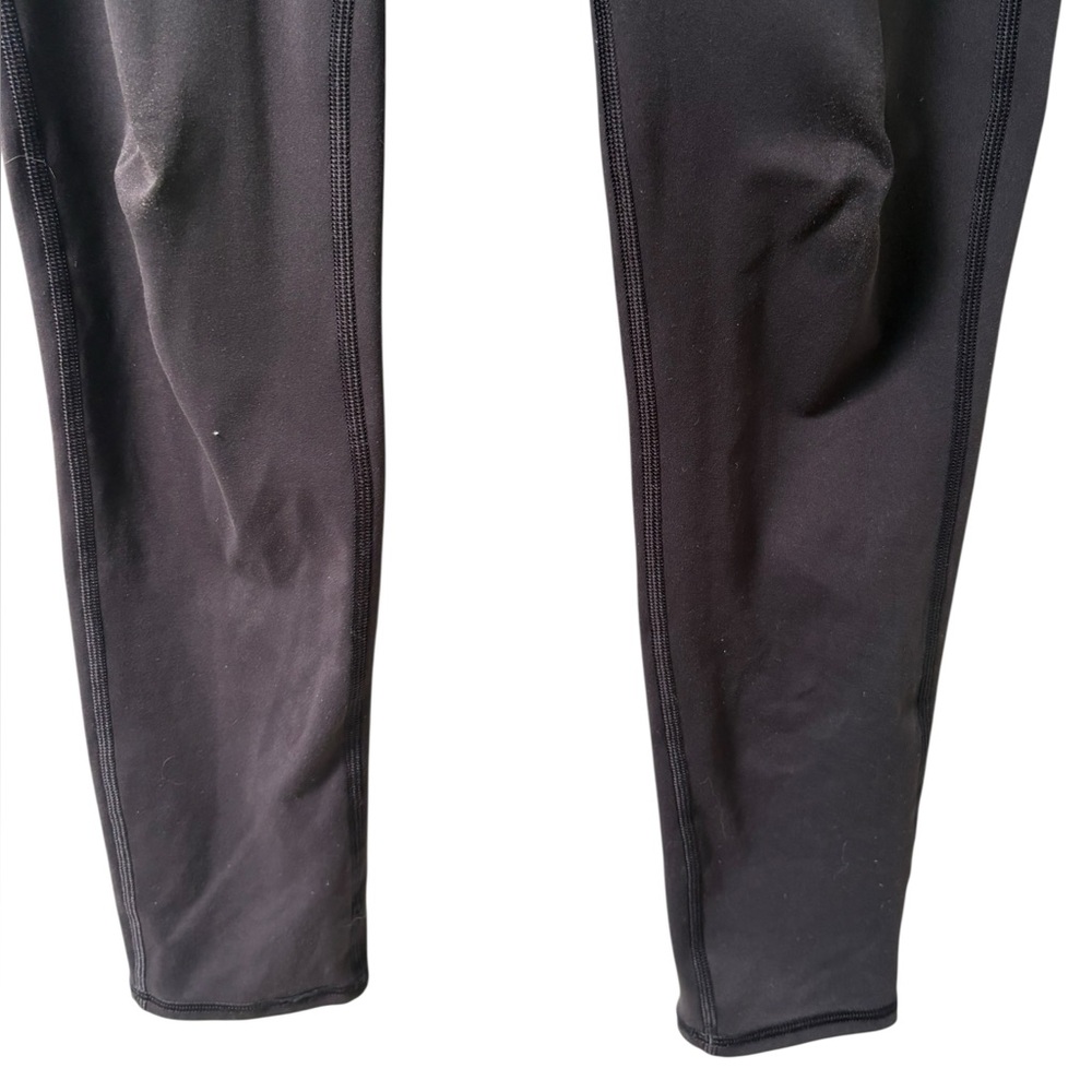 Vuori Pace High Rise Legging Size Medium - Picture 7 of 11